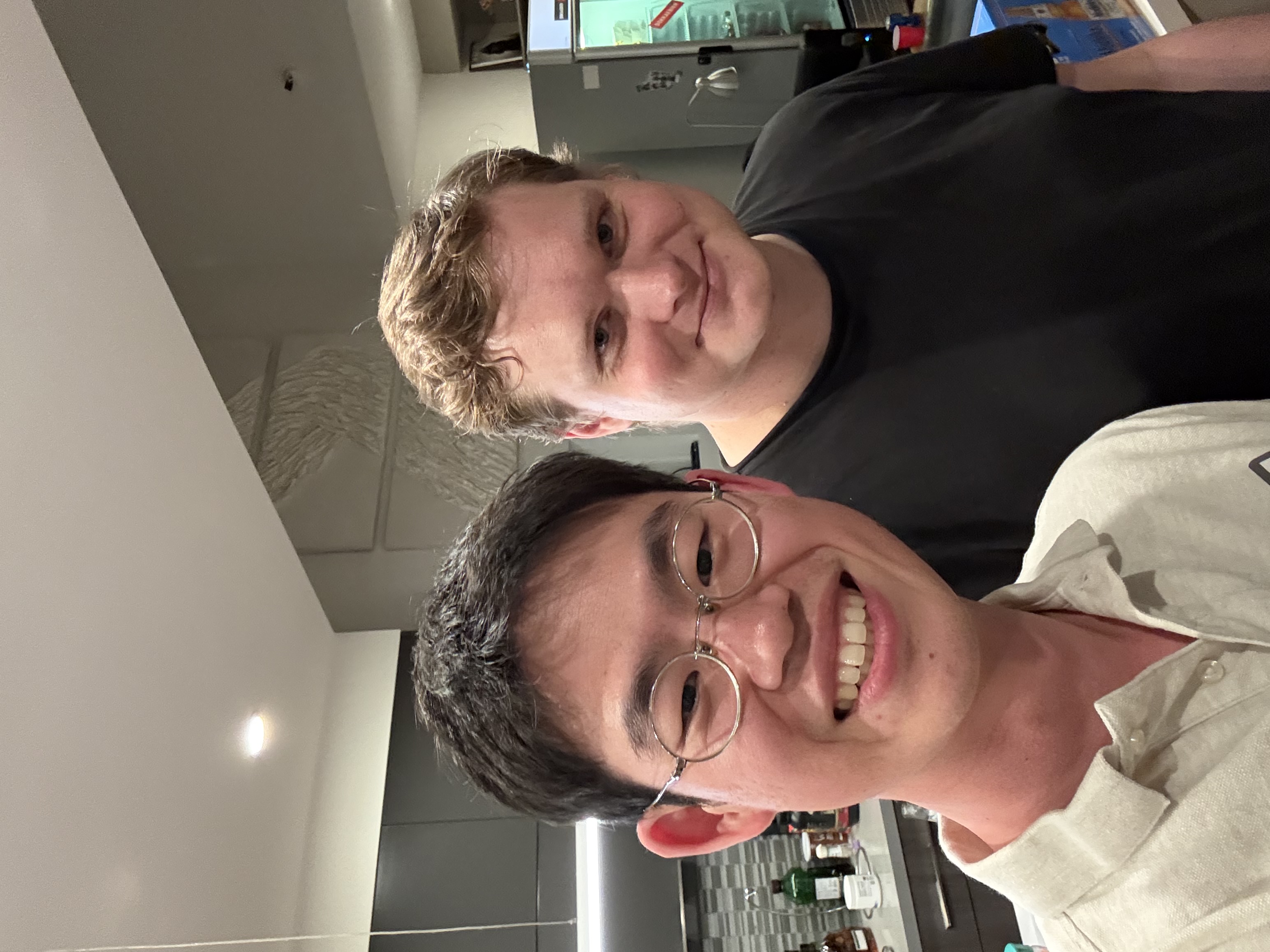 Illia and 정구봉 · SF builder party